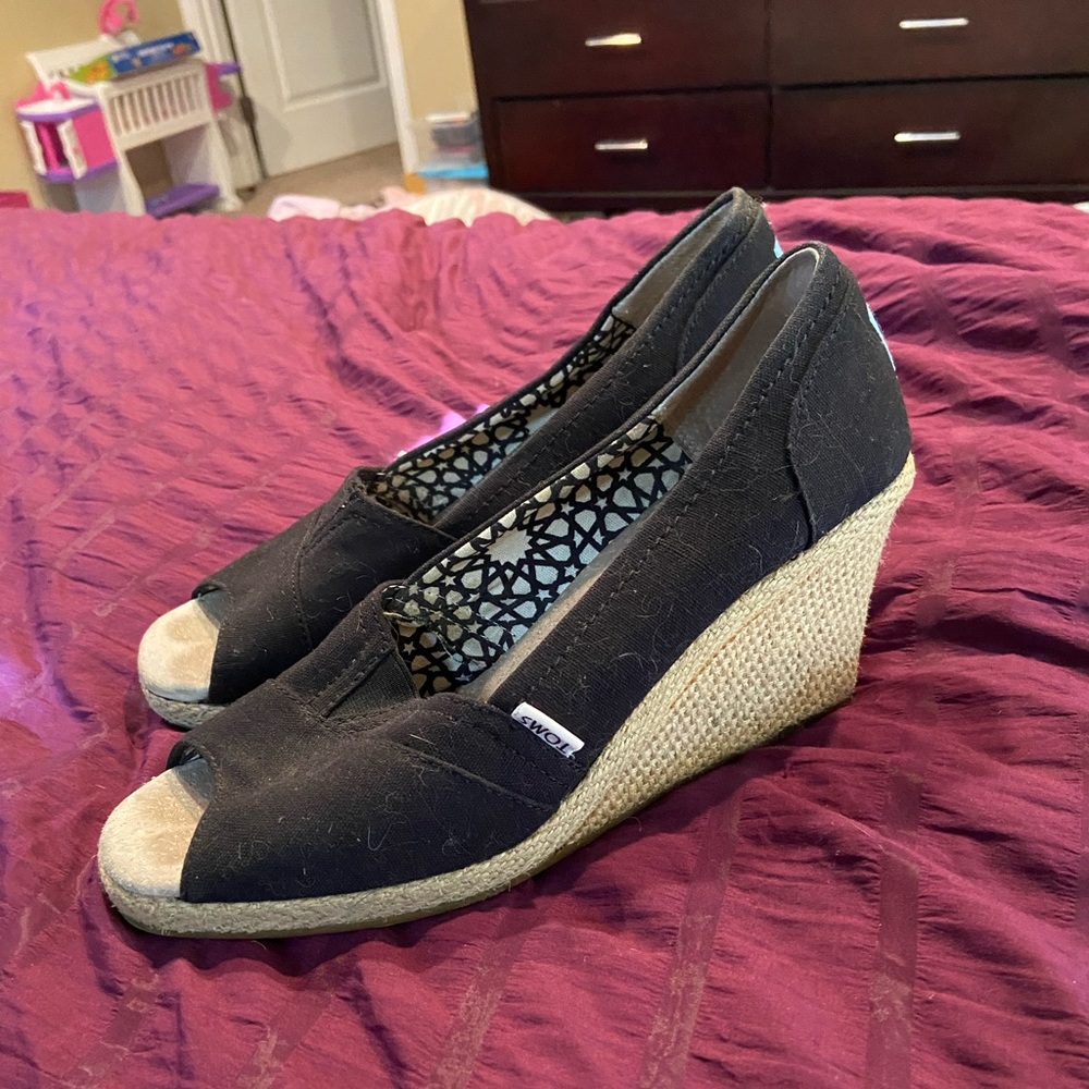 Toms wedges